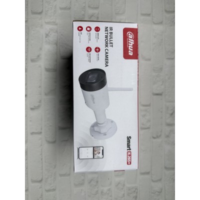 IP-видеокамера 4 Mп Dahua DH-IPC-HFW1430DS1-SAW (2.8 мм) с Wi-Fi и встроенным микрофоном