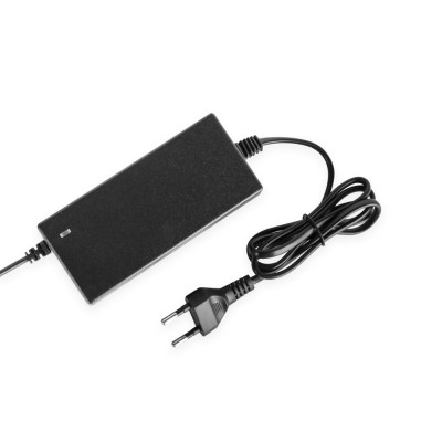 Багатофункціональна портативна зарядна станція Logicpower LP CHARGER MPPT 300 (300W, 280Wh) Багатофункціональна портативна зарядна станція Logicpower LP CHARGER MPPT 300 (300W, 280Wh)