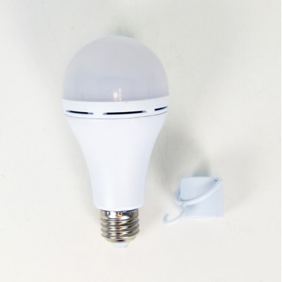 Комплект із двох ламп LED Lightwell BS2C2 9 Вт Е27 з вбудованим акумулятором Комплект із двох ламп LED Lightwell BS2C2 9 Вт Е27 з вбудованим акумулятором