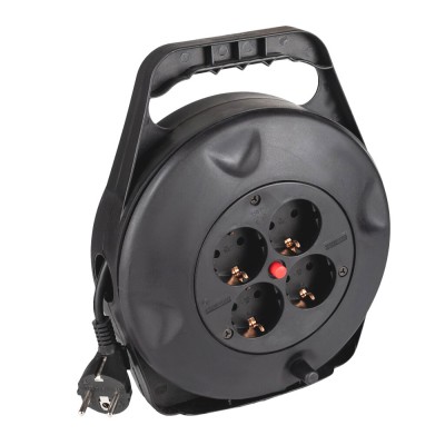 Подовжувач на котушці LP 15м (ПВС 3*0.75), 4 гнізда із заземлювальним контактом до 2.2 кВт