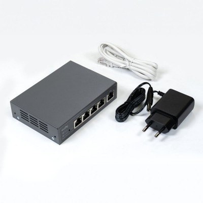 Гігабітний Multi-WAN VPN-маршрутизатор Cudy R700 Гігабітний Multi-WAN VPN-маршрутизатор Cudy R700