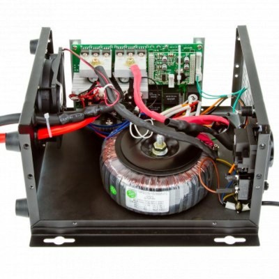 Джерело безперебійного живлення Logicpower LPY-W-PSW-800 ВА / 560 Вт лінійно-інтерактивне з правильною синусоїдою