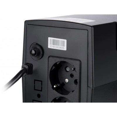 Источник бесперебойного питания Vinga VPC-800P 800ВА / 480 Вт с LCD-дисплеем в пластиковом корпусе