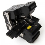 Скалыватель Inno Instrument D2 оптический волокон, "полуавтоматический" Скалыватель Inno Instrument D2 оптический волокон, "полуавтоматический"