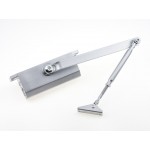 Доводчик двери 40-65 кг SEVEN DC-7742 silver Доводчик двери 40-65 кг SEVEN DC-7742 silver