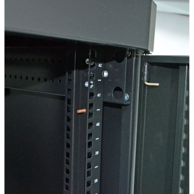 Шафа серверна CMS 42U 610 х 865 UA-MGSE4268MB посилена для мережевого обладнання Шафа серверна CMS 42U 610 х 865 UA-MGSE4268MB посилена для мережевого обладнання