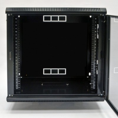 Шафа серверна CMS 12U 600 х 700 х 640 UA-MGSWA127B для мережевого обладнання