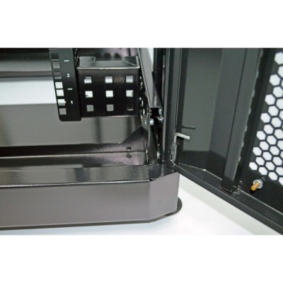 Шафа серверна CMS 42U 800 х 865 UA-MGSE4288PB з перфорованими дверима для мережевого обладнання Шафа серверна CMS 42U 800 х 865 UA-MGSE4288PB з перфорованими дверима для мережевого обладнання