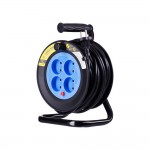 Мережевий подовжувач 2Е 4XCEE7/17 на котушці на 15 м з ручкою Мережевий подовжувач 2Е 4XCEE7/17 на котушці на 15 м з ручкою